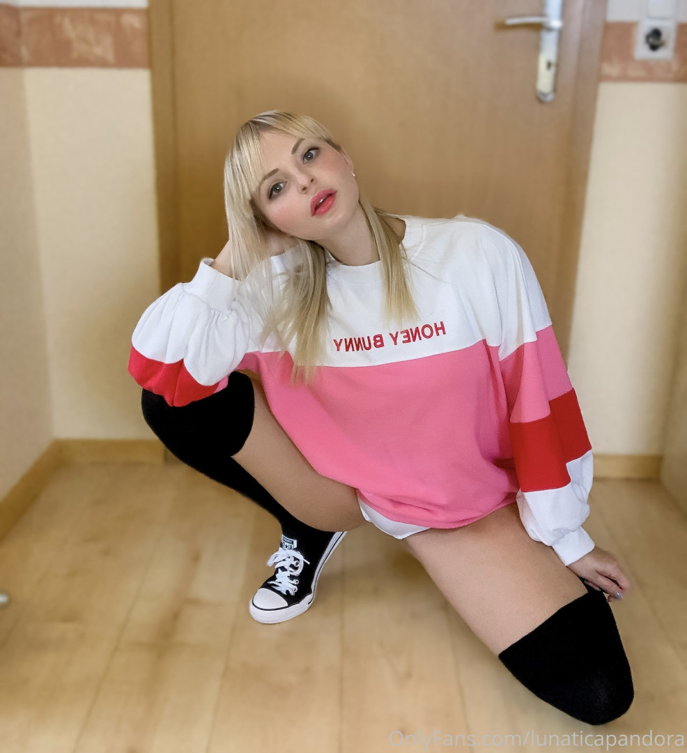 Photo by lunaticapandora published on October 17,2023 03:06:51 - BestThots