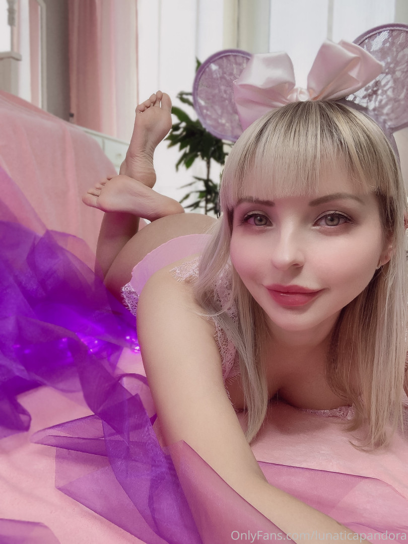Photo by lunaticapandora published on October 17,2023 03:07:03 - BestThots