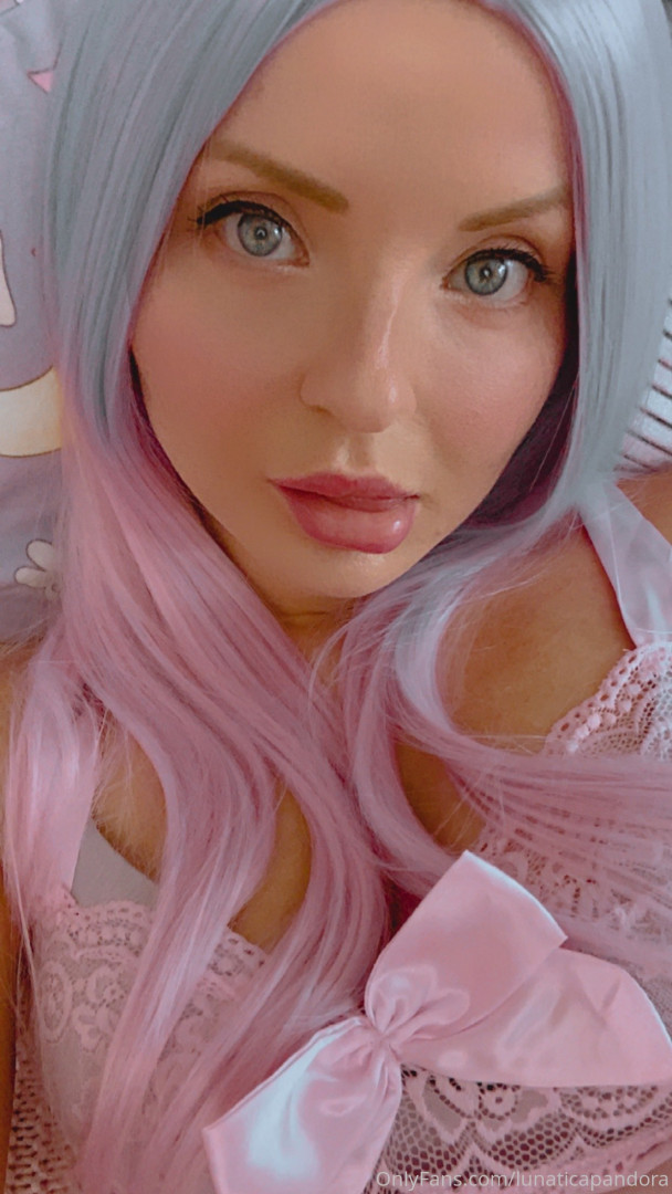 Photo by lunaticapandora published on October 17,2023 03:16:54 - BestThots