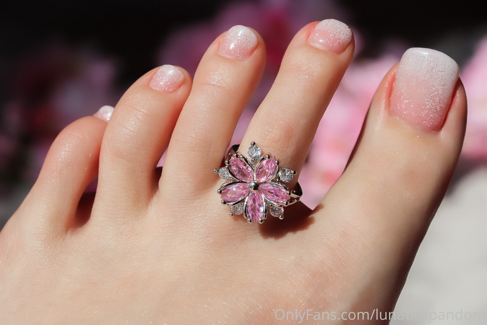 Photo by lunaticapandora published on October 17,2023 03:21:31 - BestThots