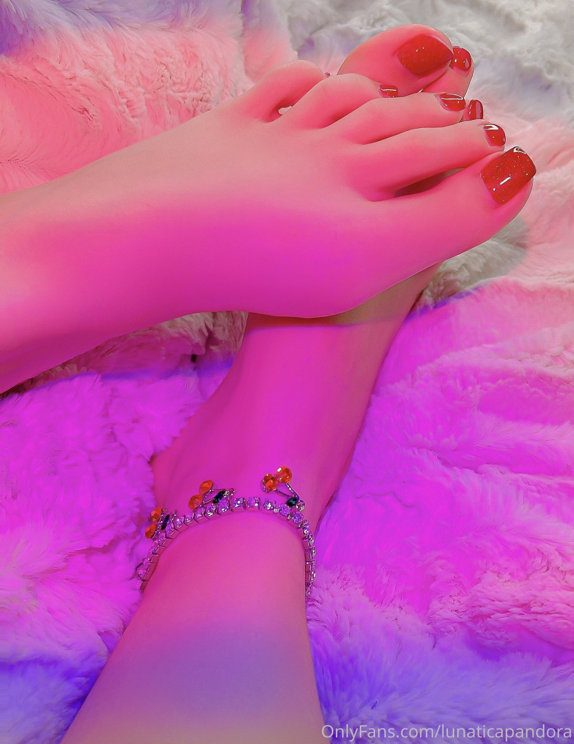 Photo by lunaticapandora published on October 17,2023 03:27:38 - BestThots