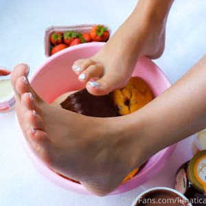 lunaticapandora #7575372