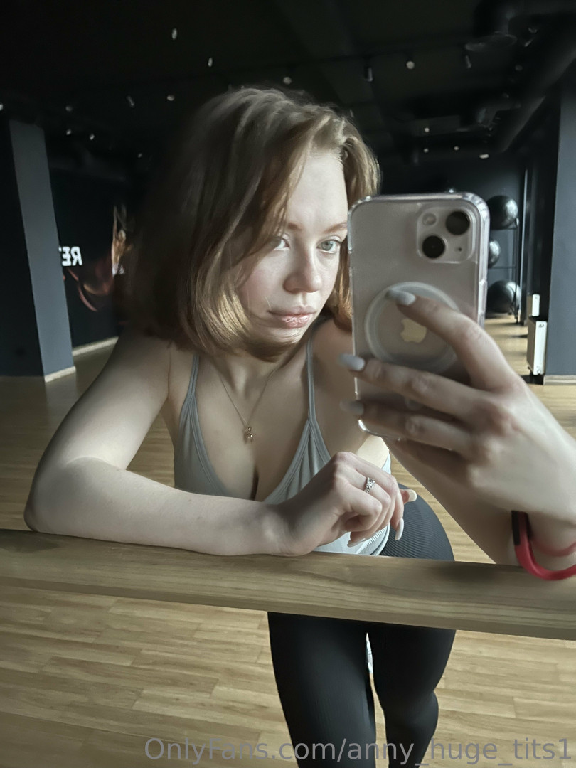 Photo by anny_huge_tits1 published on October 16,2023 20:55:01 - BestThots