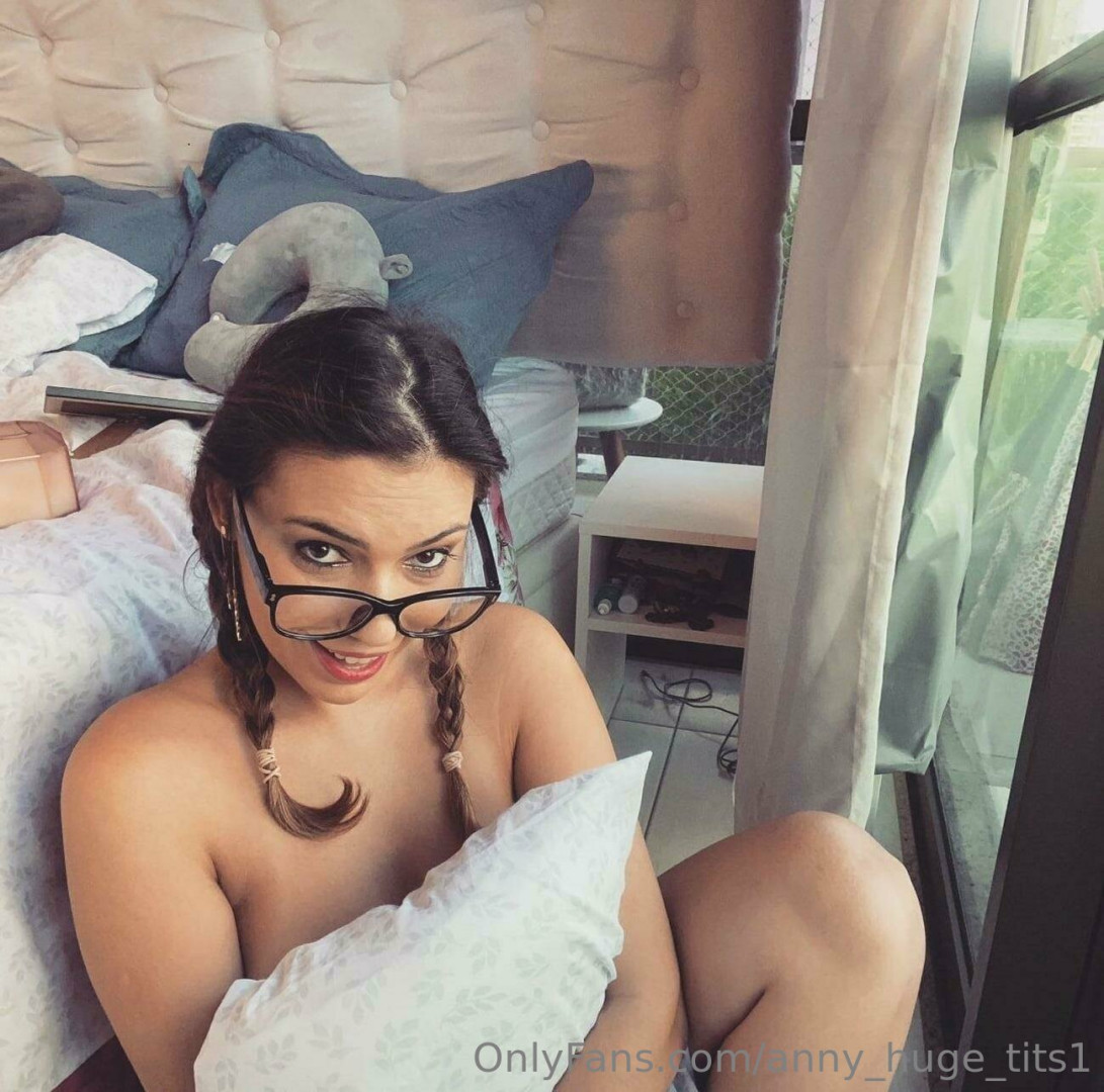 Photo by anny_huge_tits1 published on November 24,2023 07:15:18 - BestThots