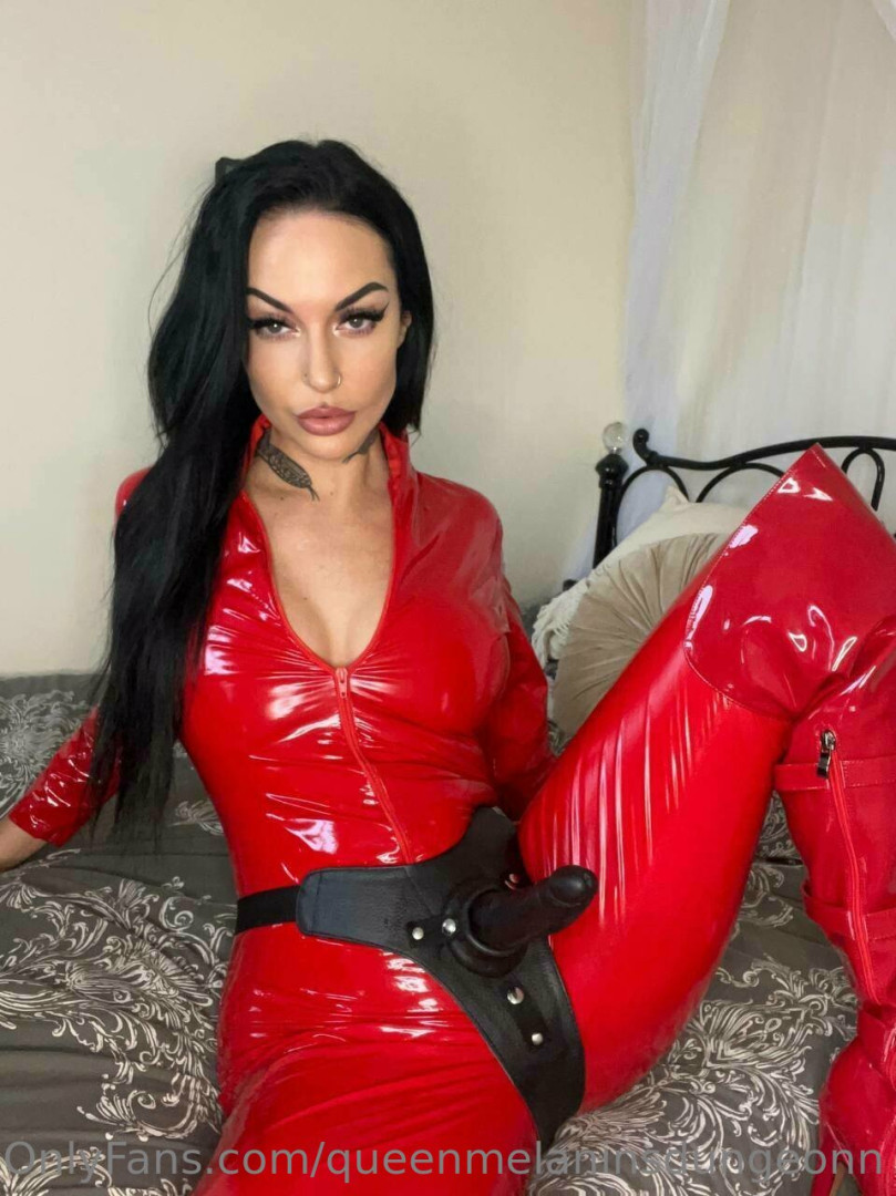 Photo by queenmelaninsdungeonn published on August 3,2023 09:48:05 - BestThots