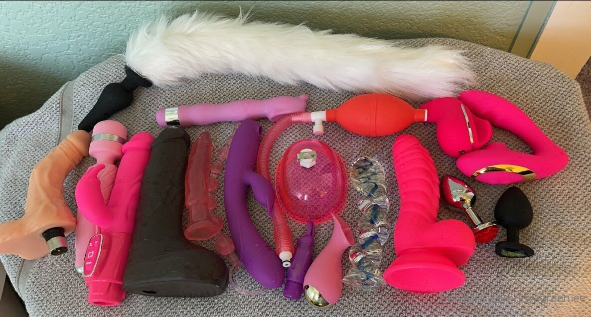 Photo by tayagreenlee published on May 17,2023 09:03:46 - BestThots