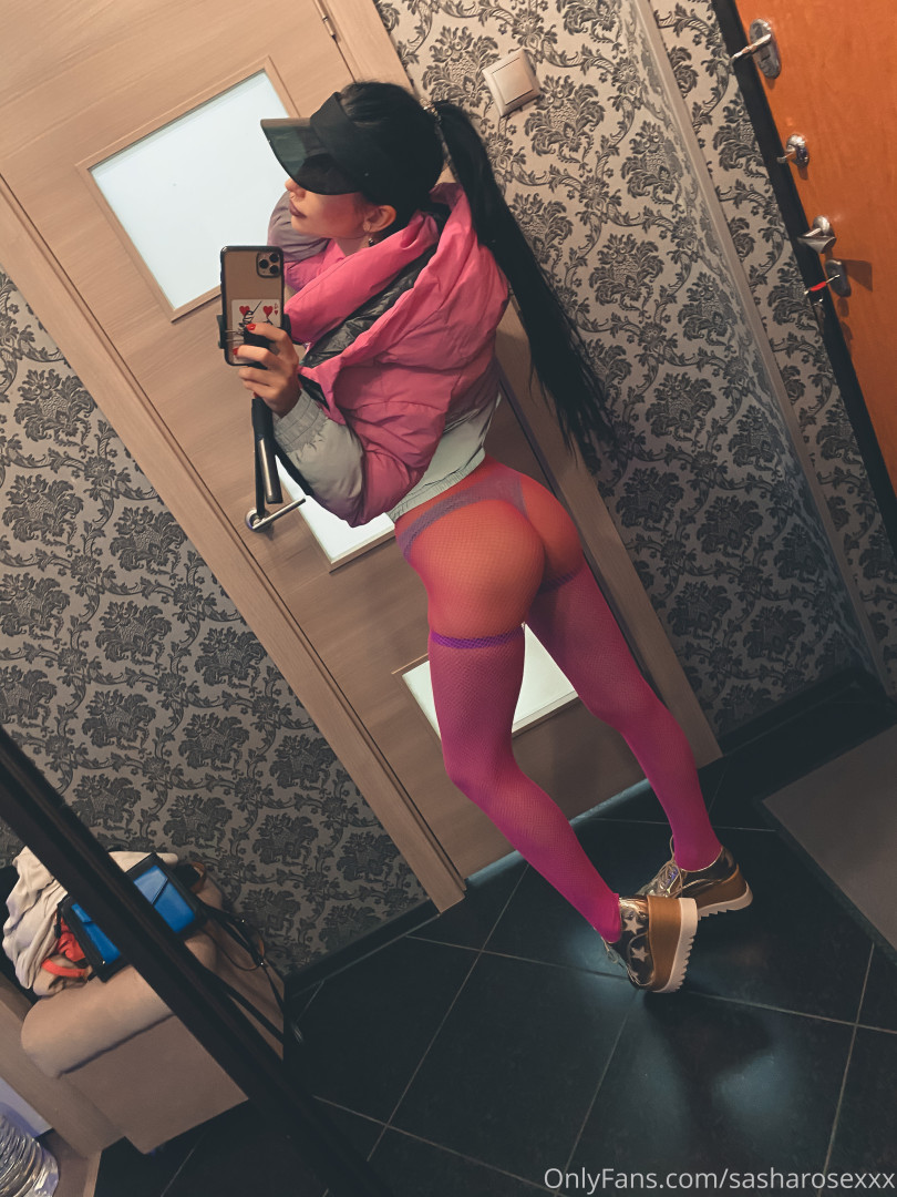 Photo by sasharosexxx published on June 5,2023 12:42:28 - BestThots
