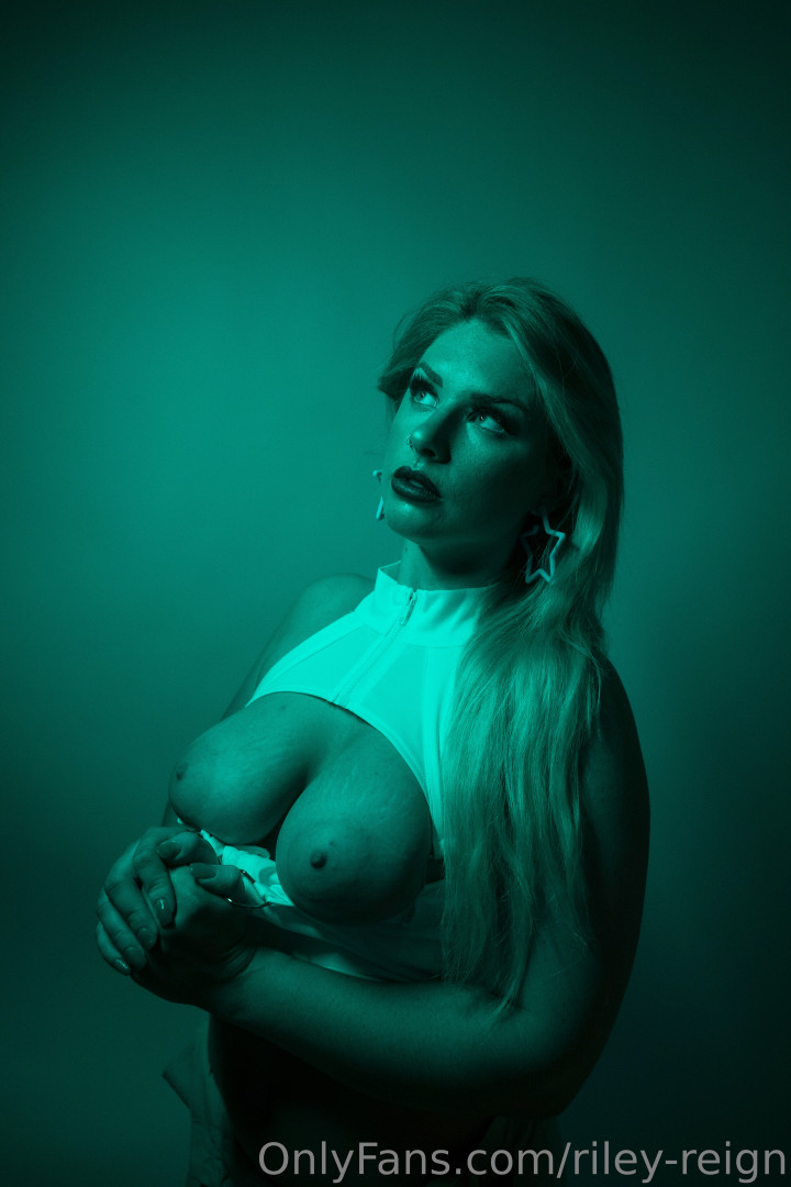 Photo by riley-reign published on August 16,2023 17:42:50 - BestThots