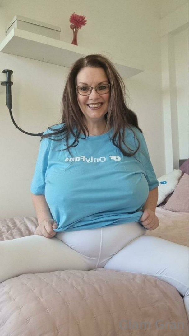 Photo by glamgran56 published on May 26,2023 14:37:52 - BestThots