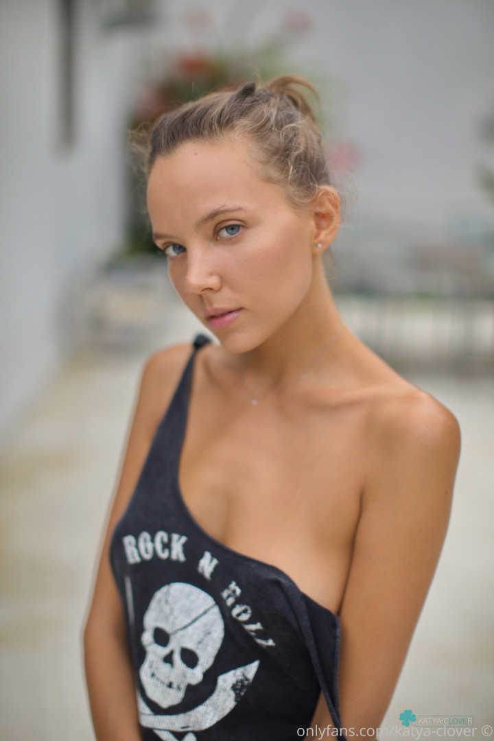 Photo by erotic-magazine published on June 19,2023 22:18:54 - BestThots