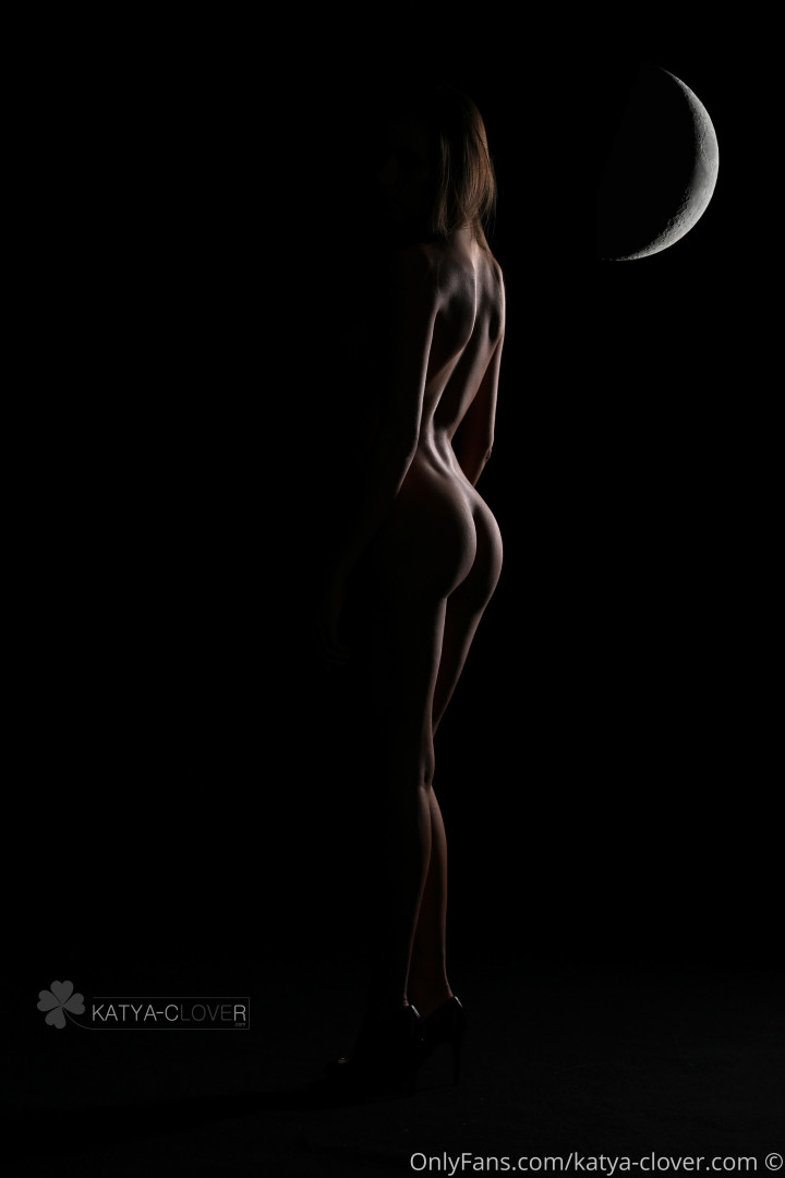 Photo by erotic-magazine published on June 19,2023 22:33:52 - BestThots
