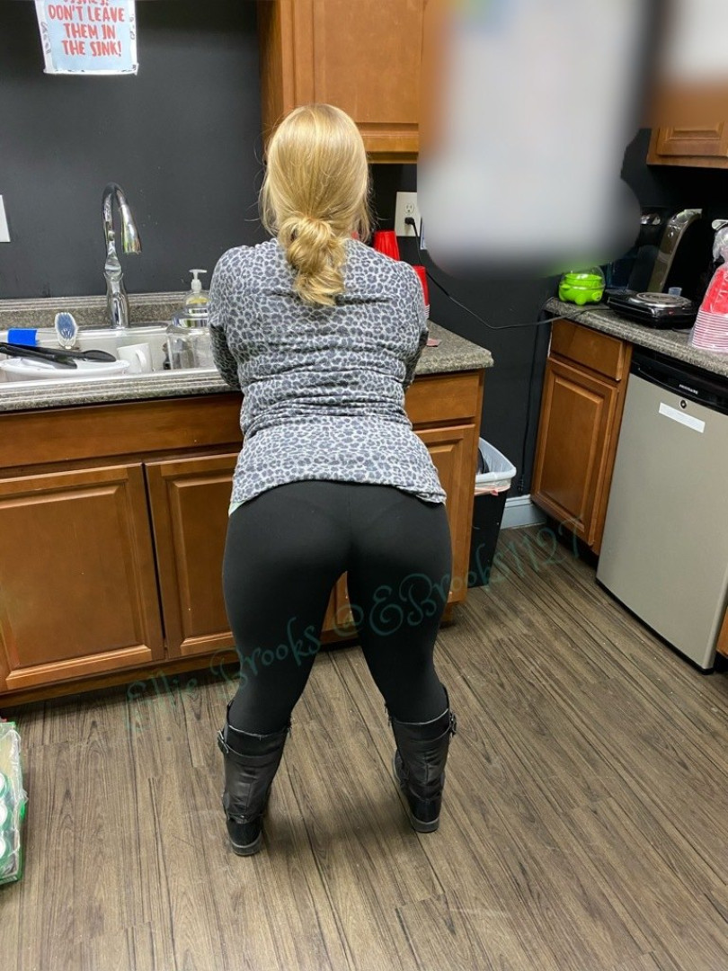 Photo by mrselliebrooks published on October 16,2023 22:22:51 - BestThots