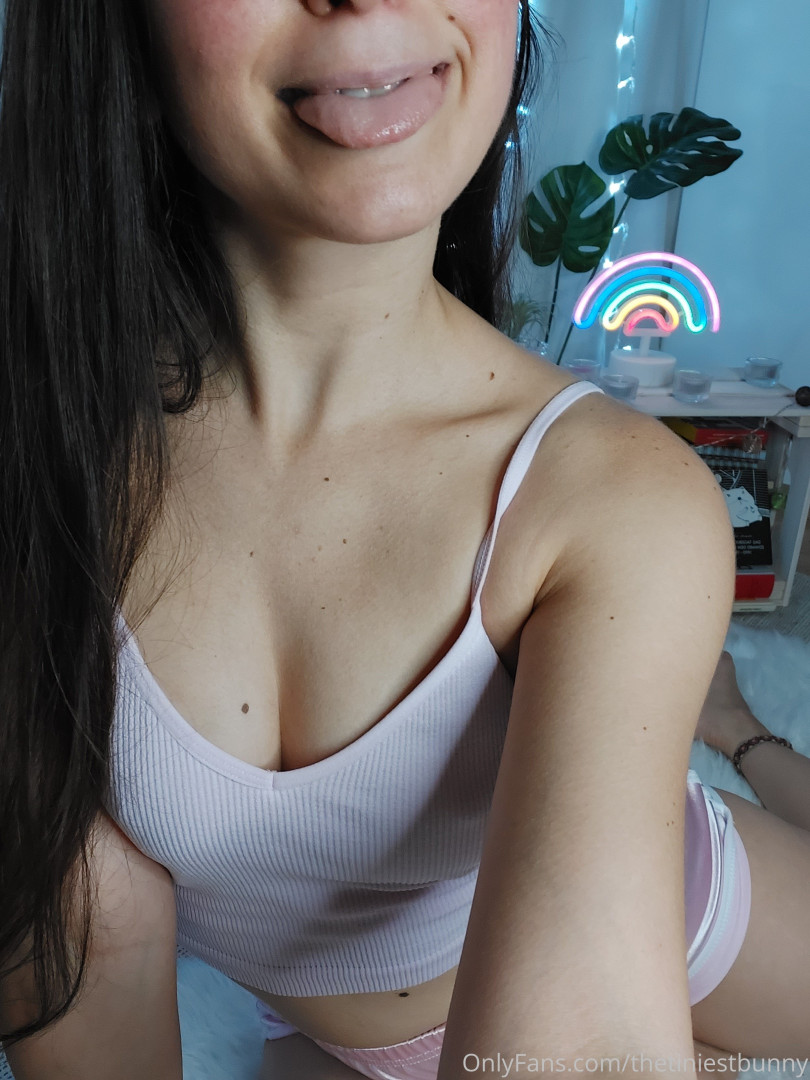 Photo by thetiniestbunny published on July 27,2023 18:08:15 - BestThots
