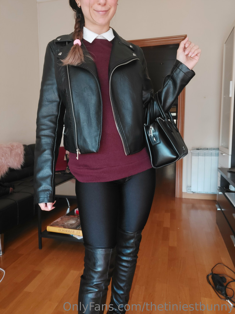 Photo by thetiniestbunny published on July 27,2023 18:09:31 - BestThots