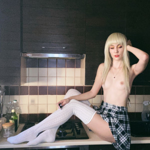 mia_moon_paid #1571562