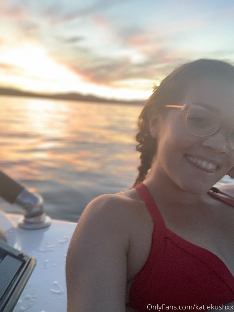 Photo by katiekushxx published on August 7,2023 09:03:18 - BestThots