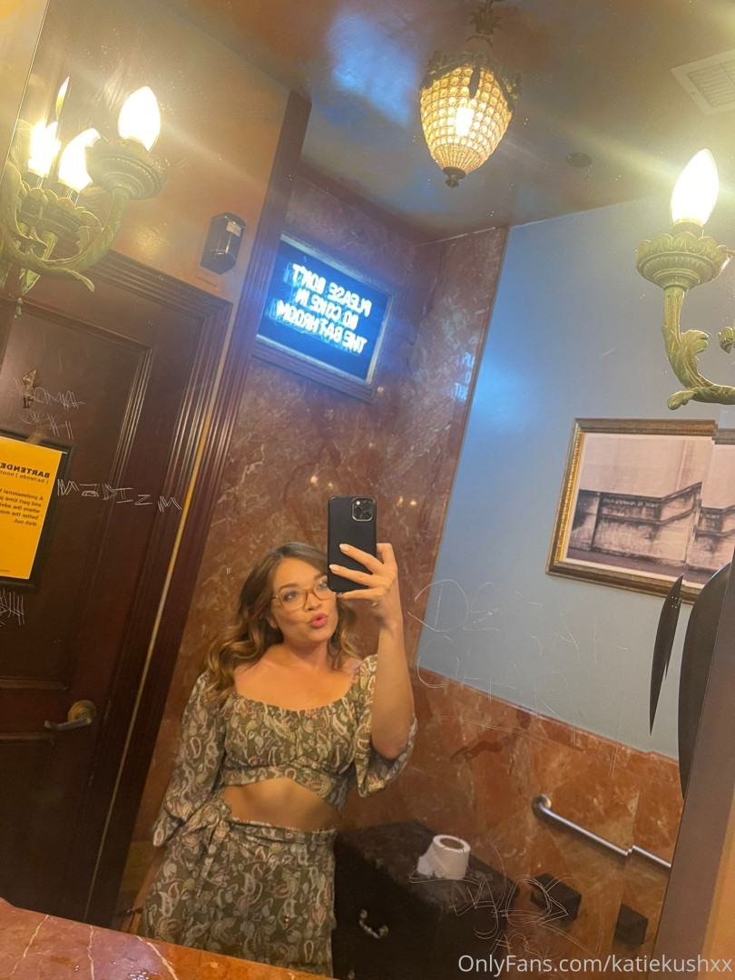 Photo by katiekushxx published on August 7,2023 09:11:05 - BestThots