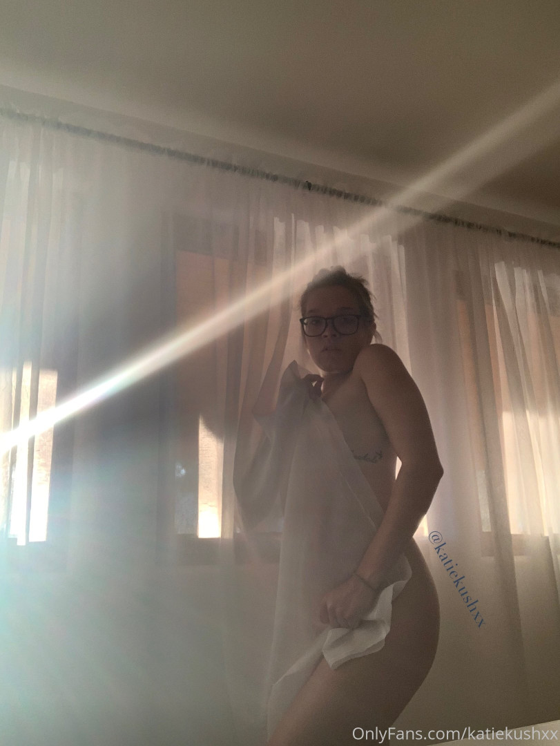 Photo by katiekushxx published on August 7,2023 09:30:37 - BestThots