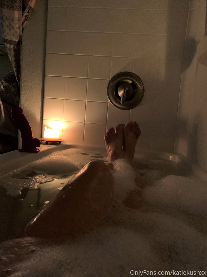 Photo by katiekushxx published on August 7,2023 09:45:39 - BestThots