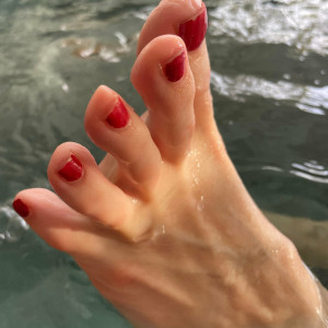 fridayfancyfeet #6262731