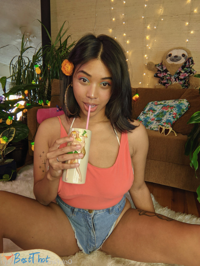 Photo by kissinghigh published on December 14,2024 15:02:37 - BestThots