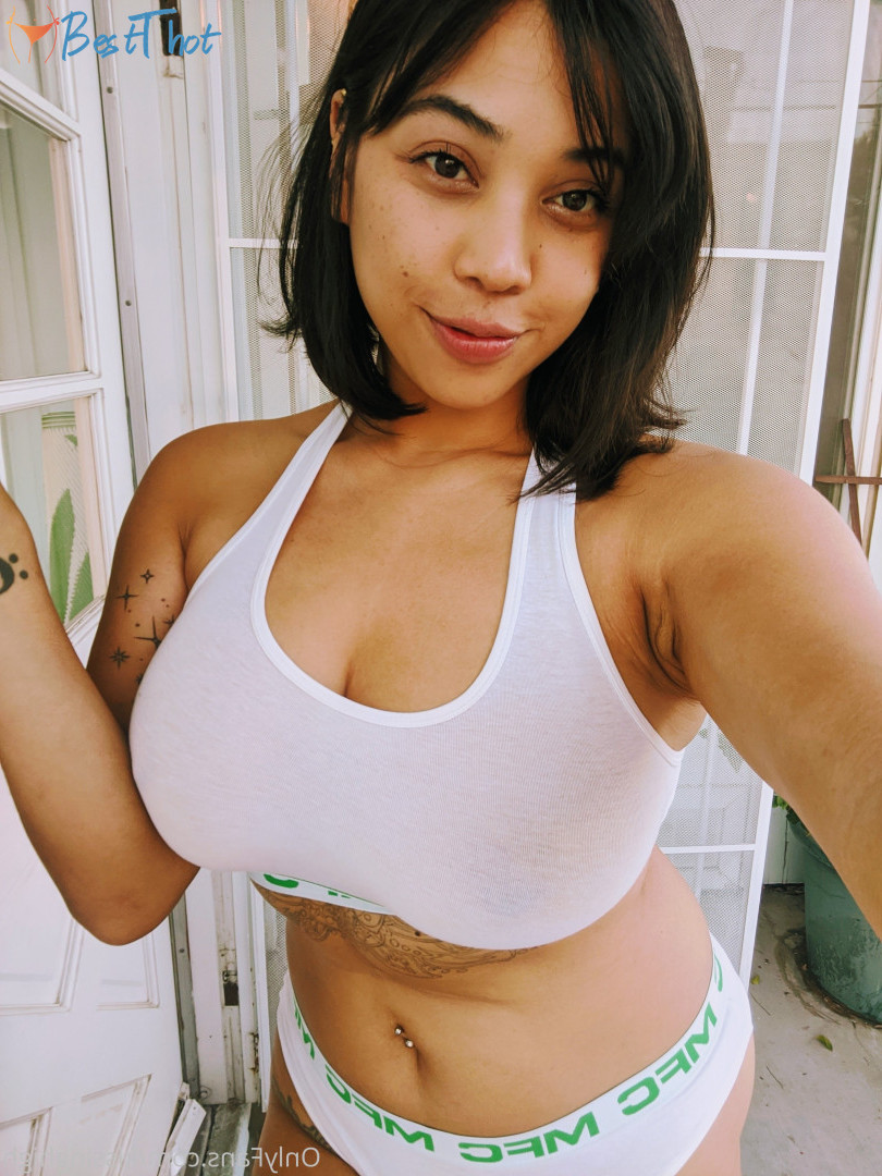 Photo by kissinghigh published on December 14,2024 17:03:15 - BestThots