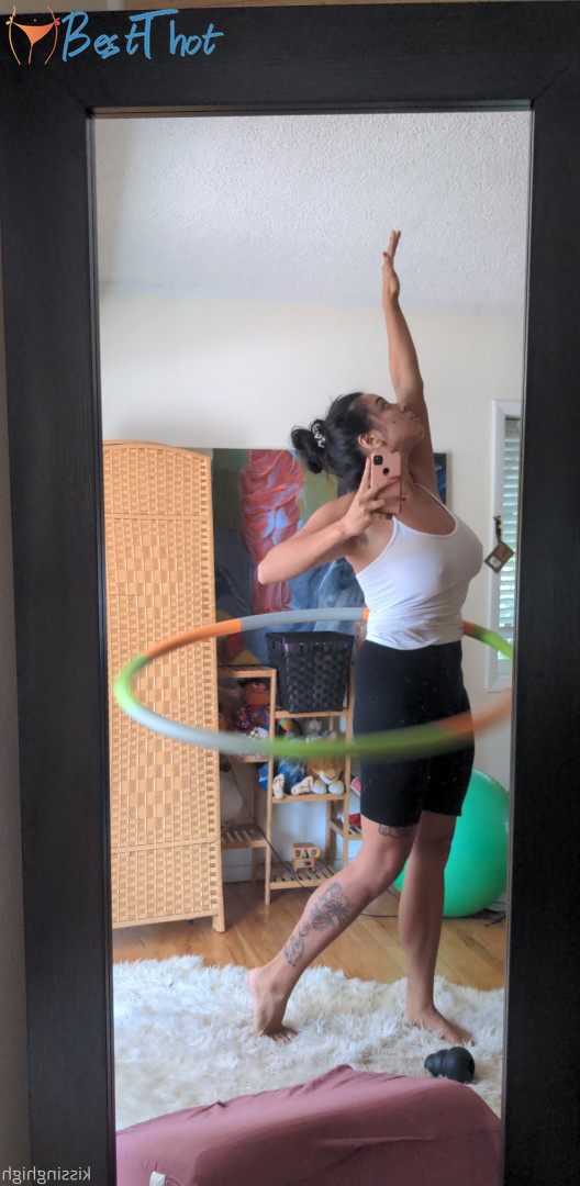 kissinghigh #9439426