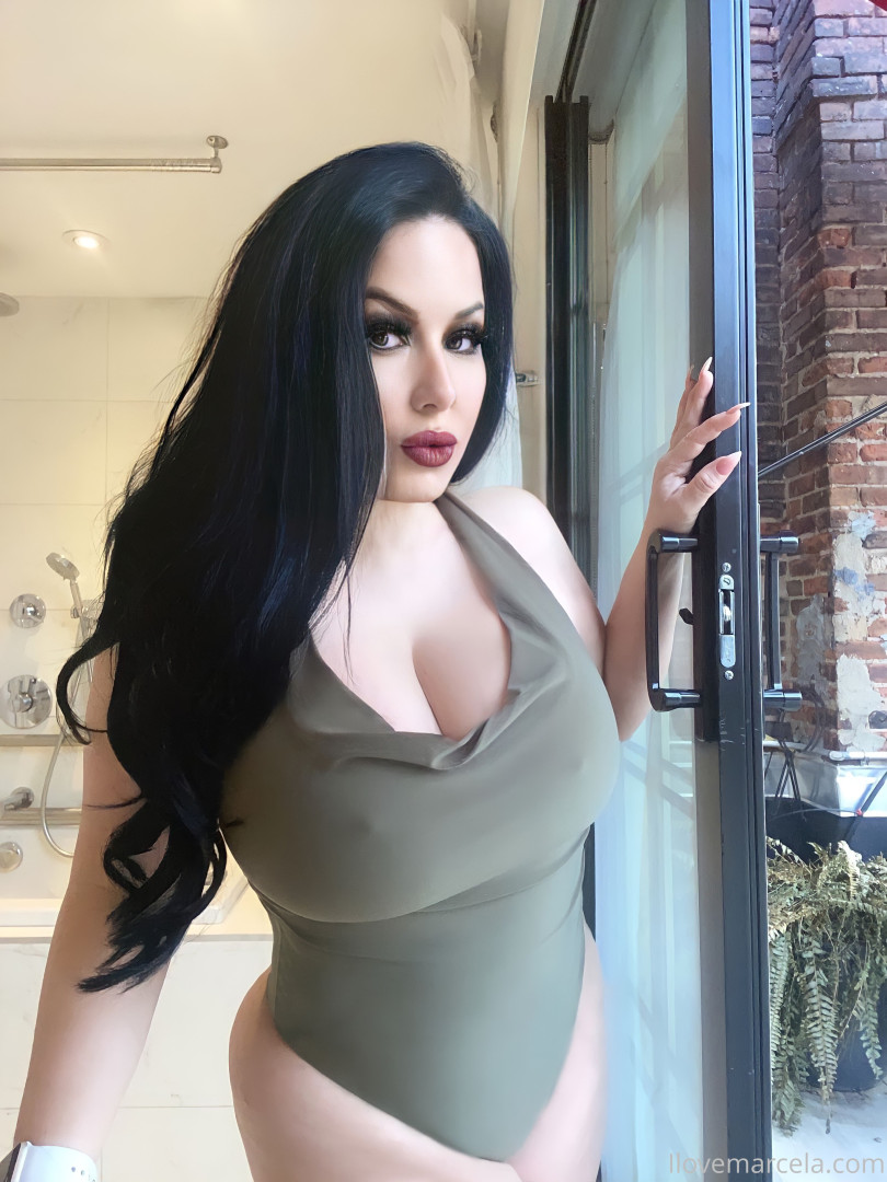 Photo by latinamilfnyc published on June 27,2023 00:07:40 - BestThots