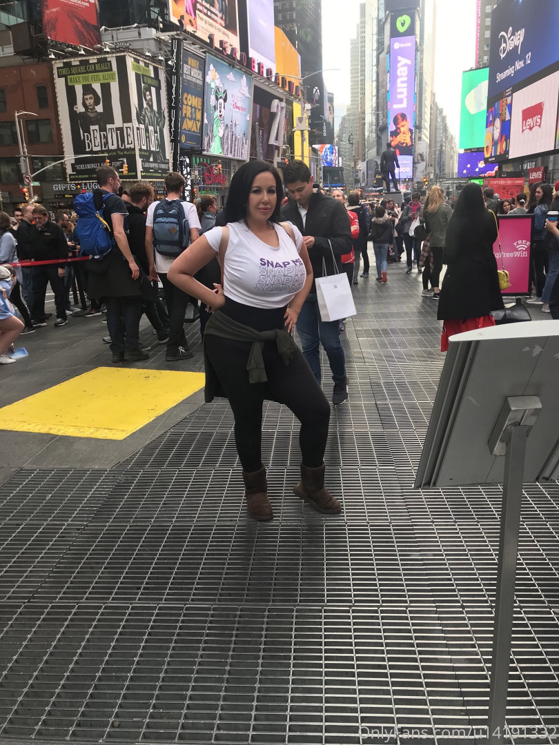 Photo by latinamilfnyc published on June 27,2023 00:08:44 - BestThots