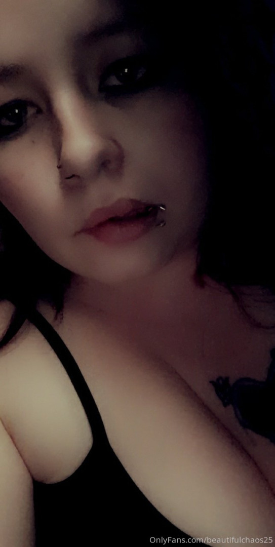 Photo by beautifulchaos25 published on October 16,2023 11:28:28 - BestThots