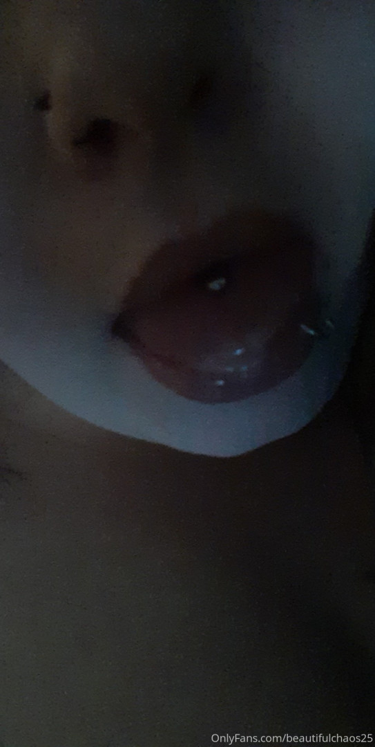 Photo by beautifulchaos25 published on October 16,2023 11:30:08 - BestThots