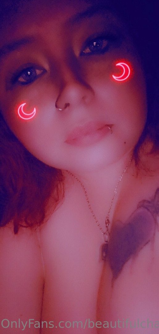 Photo by beautifulchaos25 published on December 10,2023 09:45:26 - BestThots