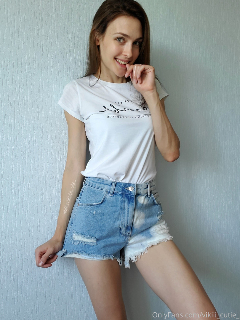 Photo by vikiii_cutie_ published on October 17,2023 04:43:53 - BestThots