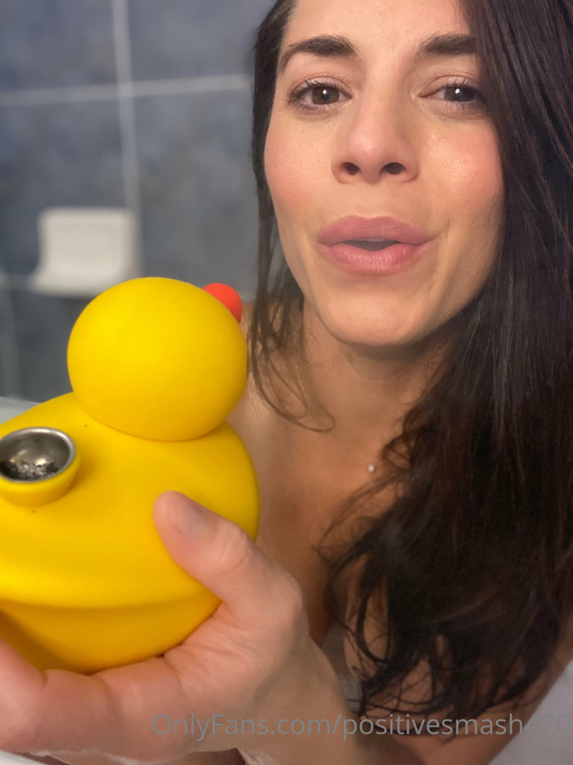 Photo by positivesmash420 published on June 15,2023 03:55:13 - BestThots