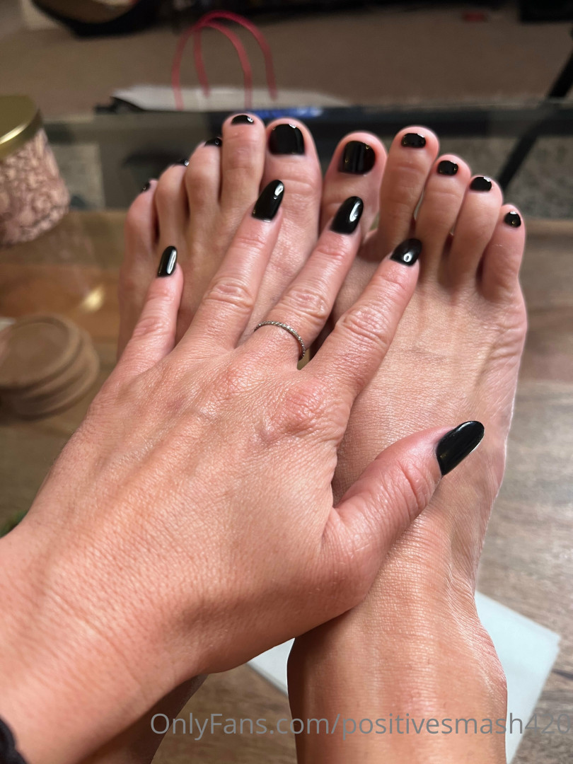 Photo by positivesmash420 published on June 15,2023 03:58:12 - BestThots