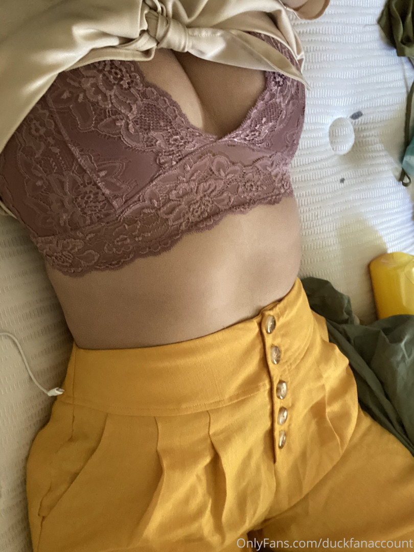 Photo by duckfanaccount published on October 13,2023 06:17:26 - BestThots