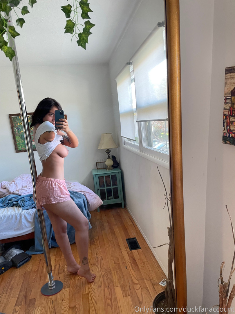 Photo by duckfanaccount published on October 13,2023 06:34:38 - BestThots