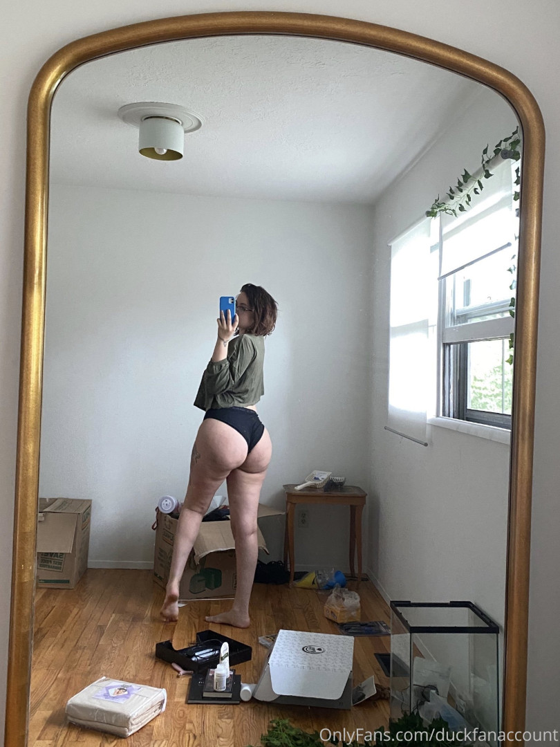 Photo by duckfanaccount published on October 13,2023 07:54:33 - BestThots