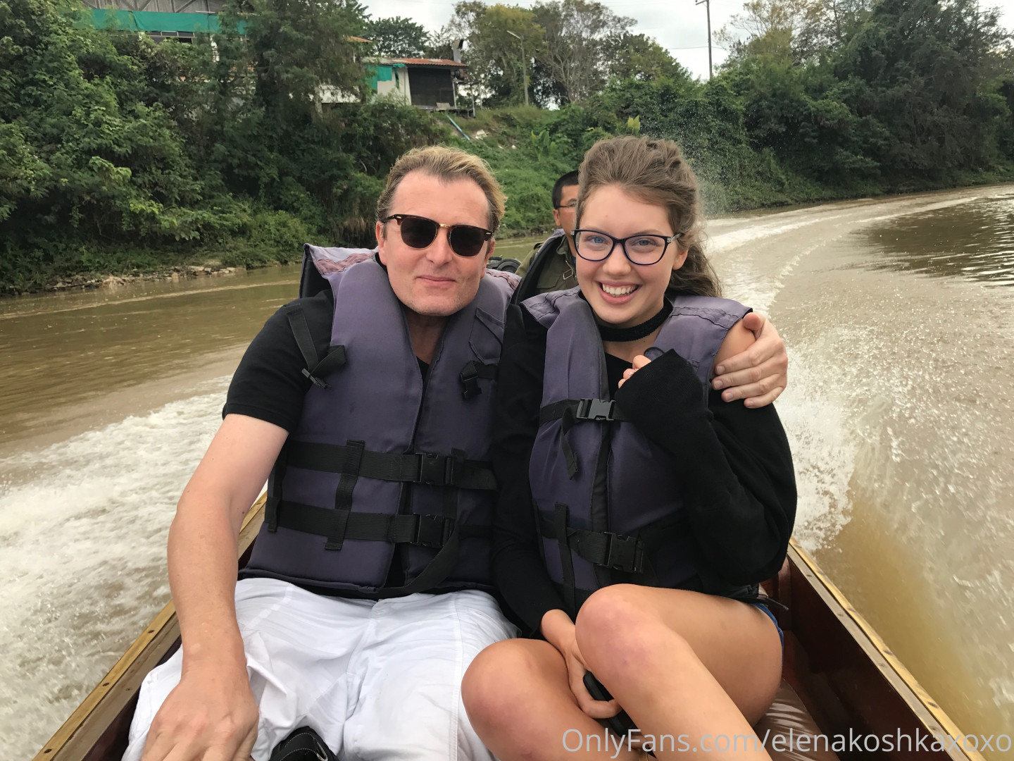 Photo by elenakoshkaxoxo published on January 14,2024 21:56:40 - BestThots