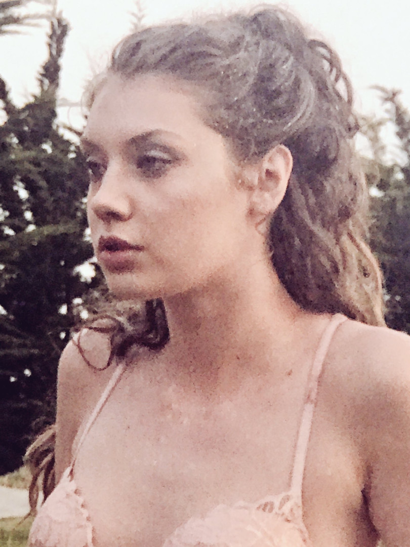 Photo by elenakoshkaxoxo published on January 14,2024 21:57:48 - BestThots