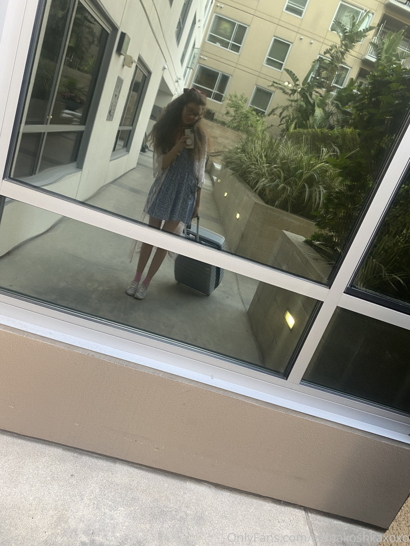 Photo by elenakoshkaxoxo published on January 14,2024 21:59:25 - BestThots