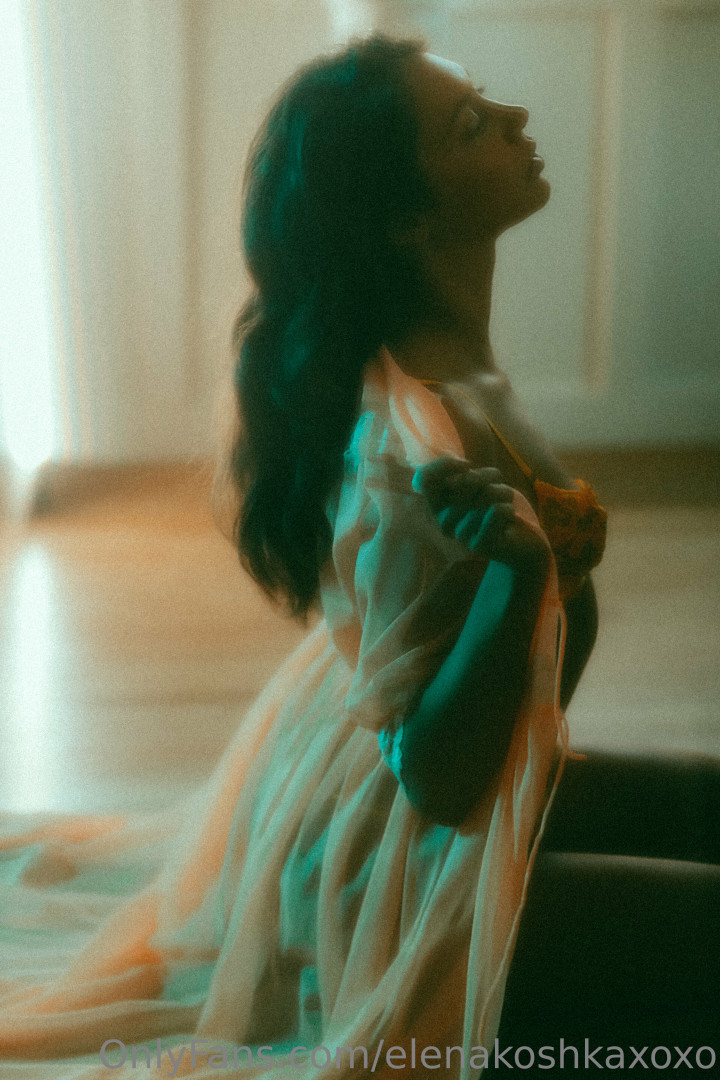 Photo by elenakoshkaxoxo published on January 14,2024 21:59:48 - BestThots