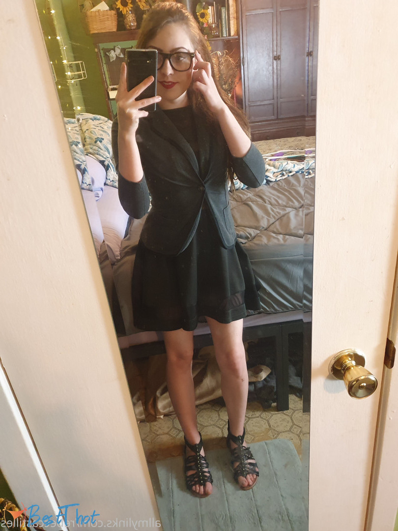 Photo by rebeccastilles published on December 26,2024 20:14:46 - BestThots