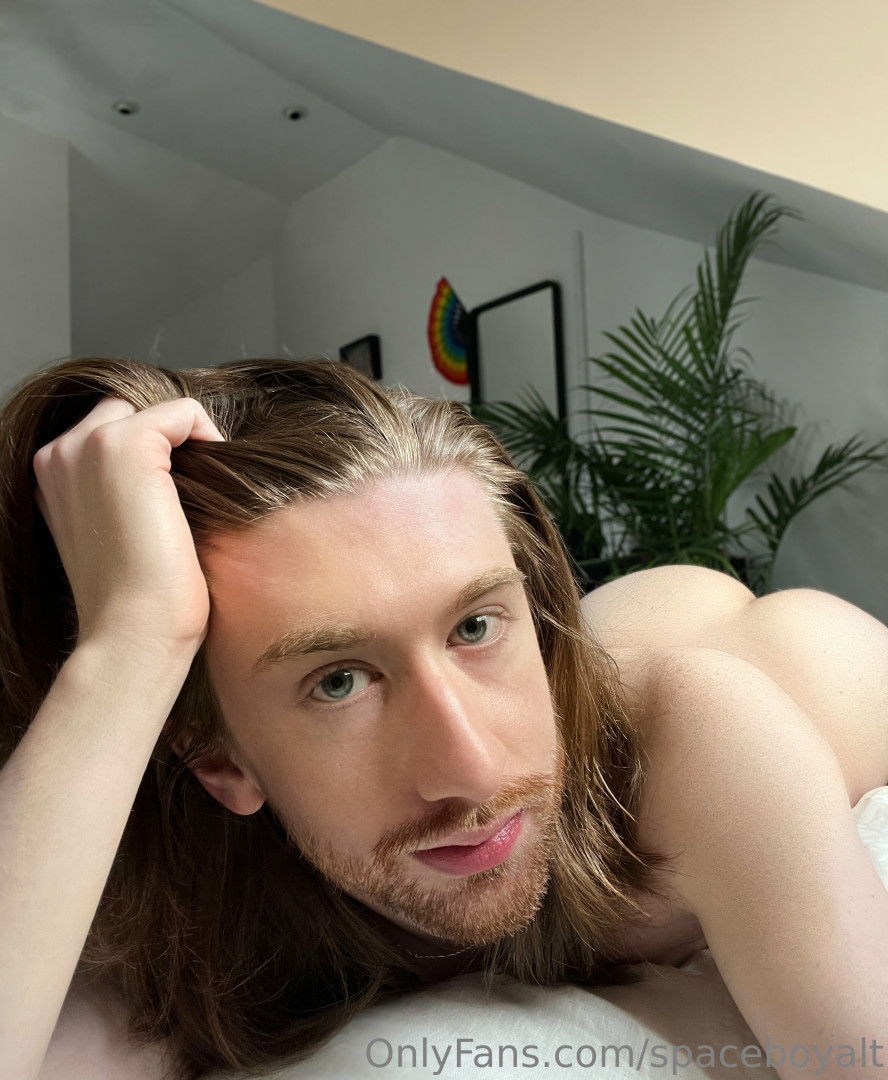 Photo by spaceboyalt published on June 22,2023 15:18:07 - BestThots