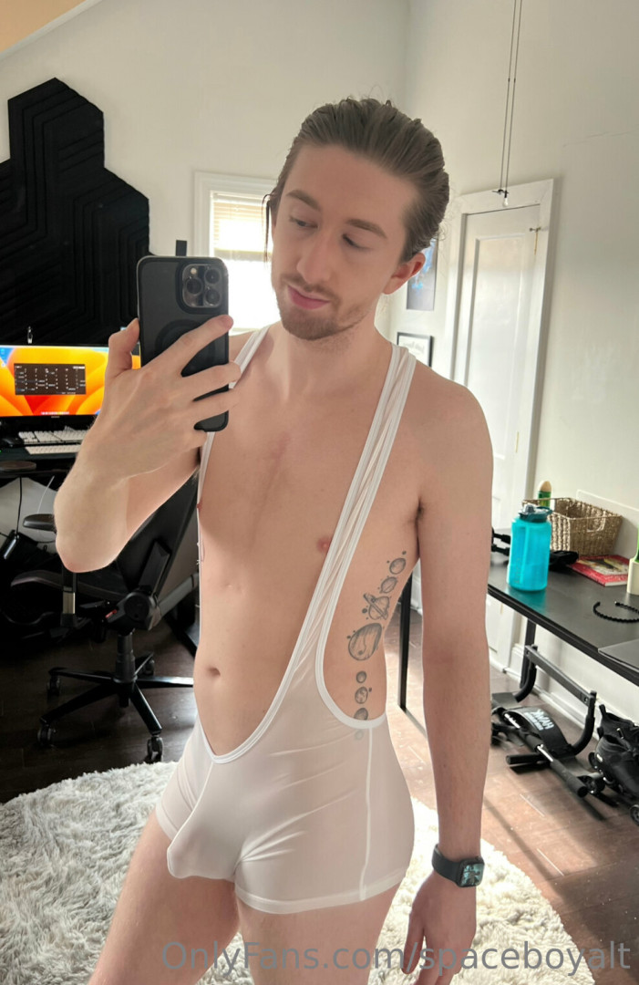 Photo by spaceboyalt published on June 22,2023 15:18:16 - BestThots