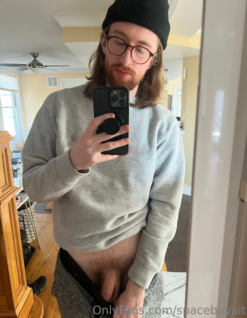 Photo by spaceboyalt published on October 16,2023 16:52:03 - BestThots