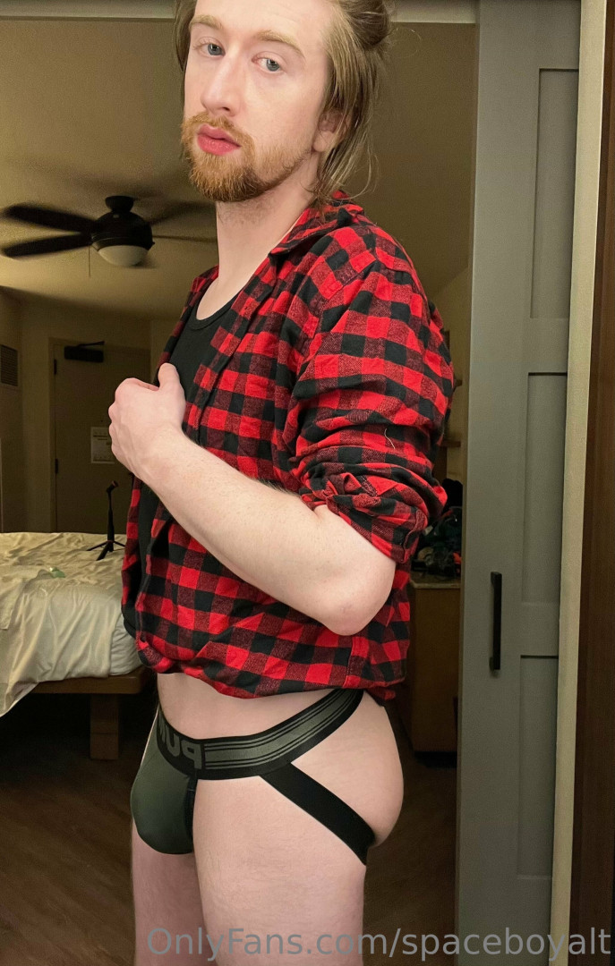 Photo by spaceboyalt published on October 16,2023 16:52:40 - BestThots