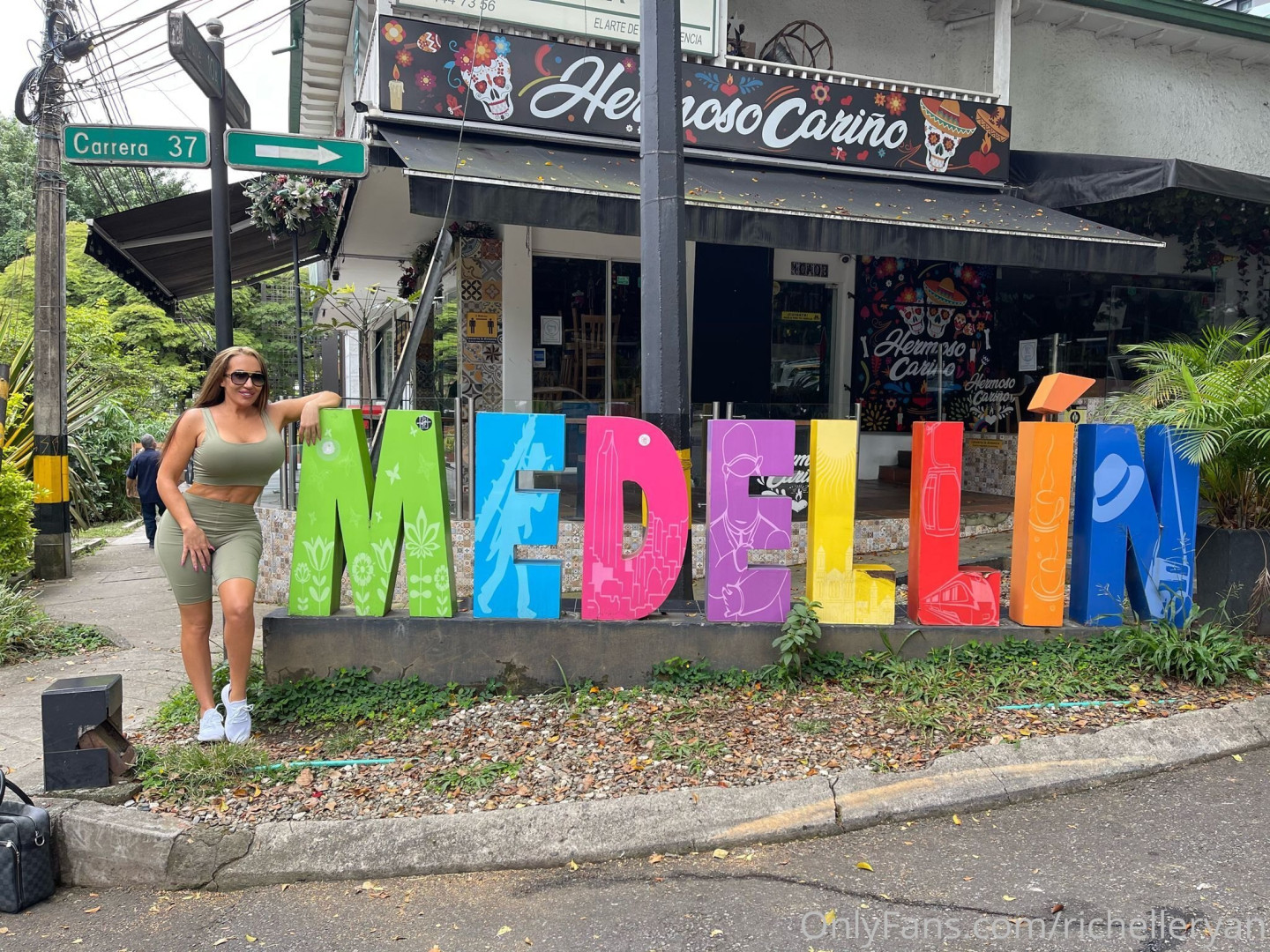 Photo by richelleryan published on August 16,2023 17:56:55 - BestThots