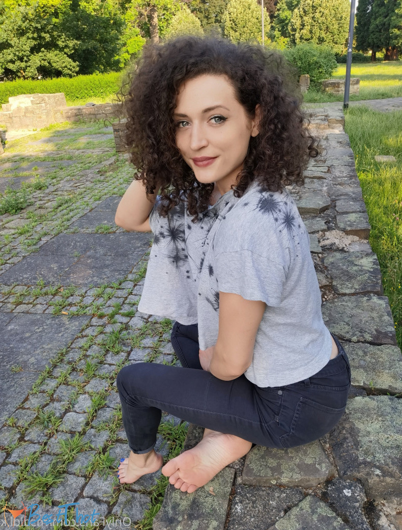 Photo by msdidi.k published on December 14,2024 00:04:07 - BestThots