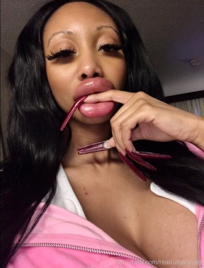 Photo by realrubysunset published on July 4,2023 22:45:46 - BestThots